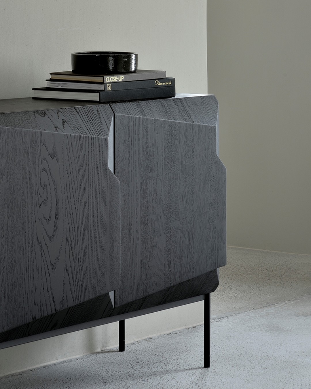 Second Life Sideboard Eiche schwarz B 200 cm