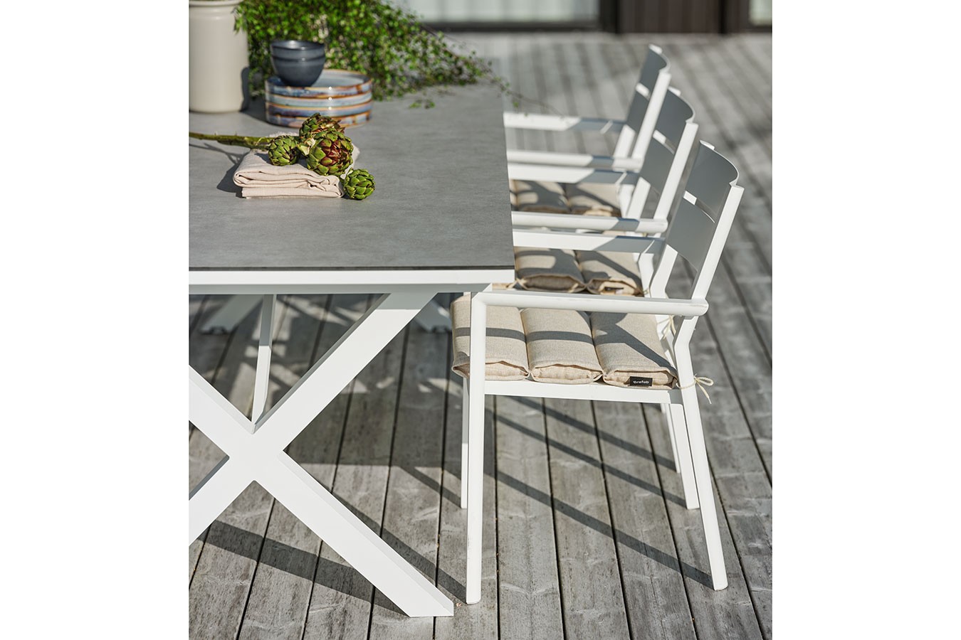 Gartenstuhl Delia stapelbar weiss