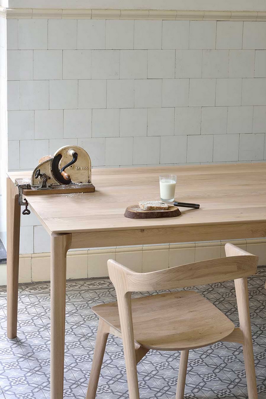 Esstisch Massivholz Eiche natur ab 140 cm