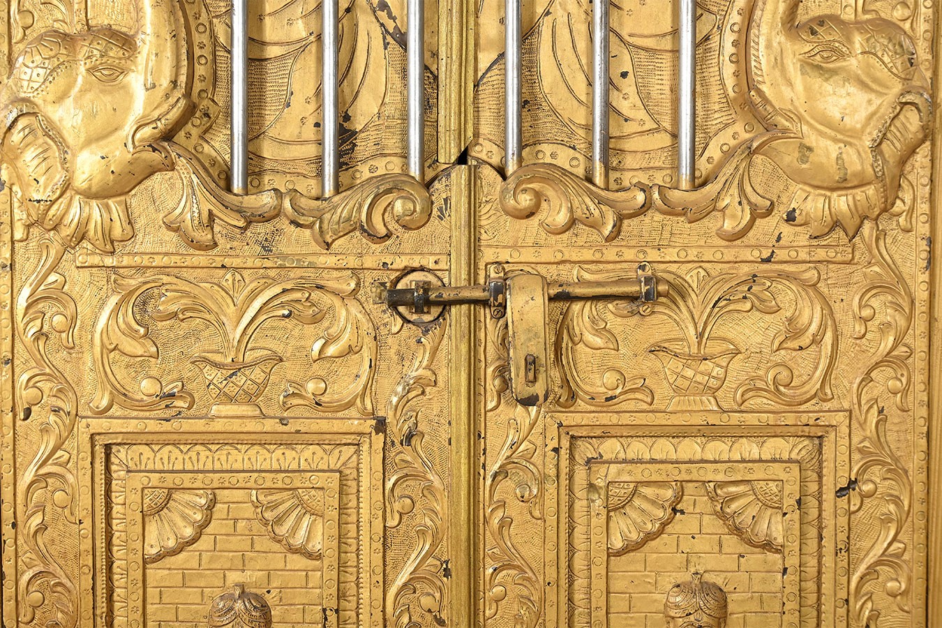 Schrank Vintage gold