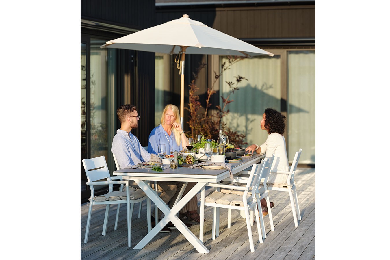 Gartenstuhl Delia stapelbar weiss
