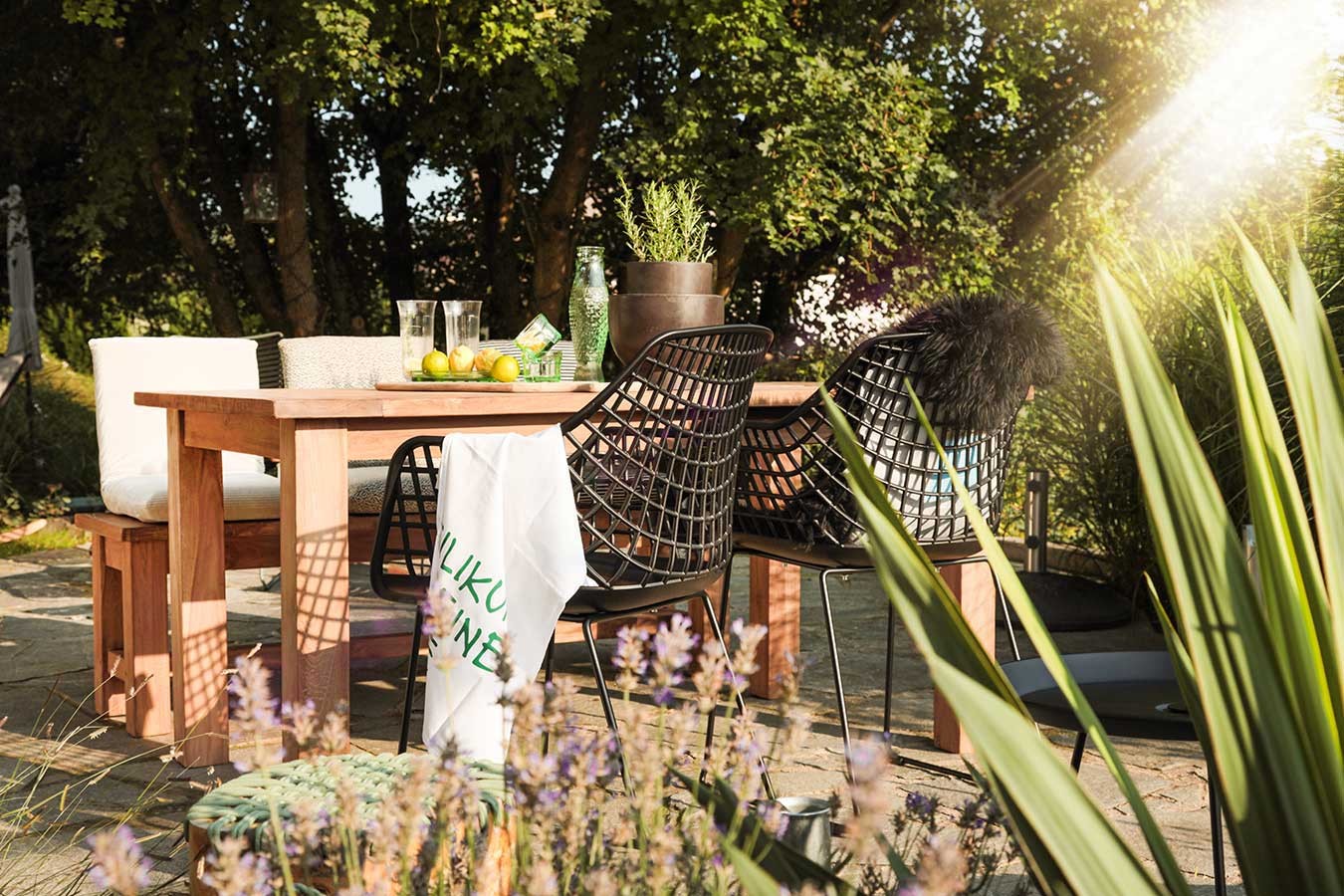 Gartentisch Arles Teak massiv 200